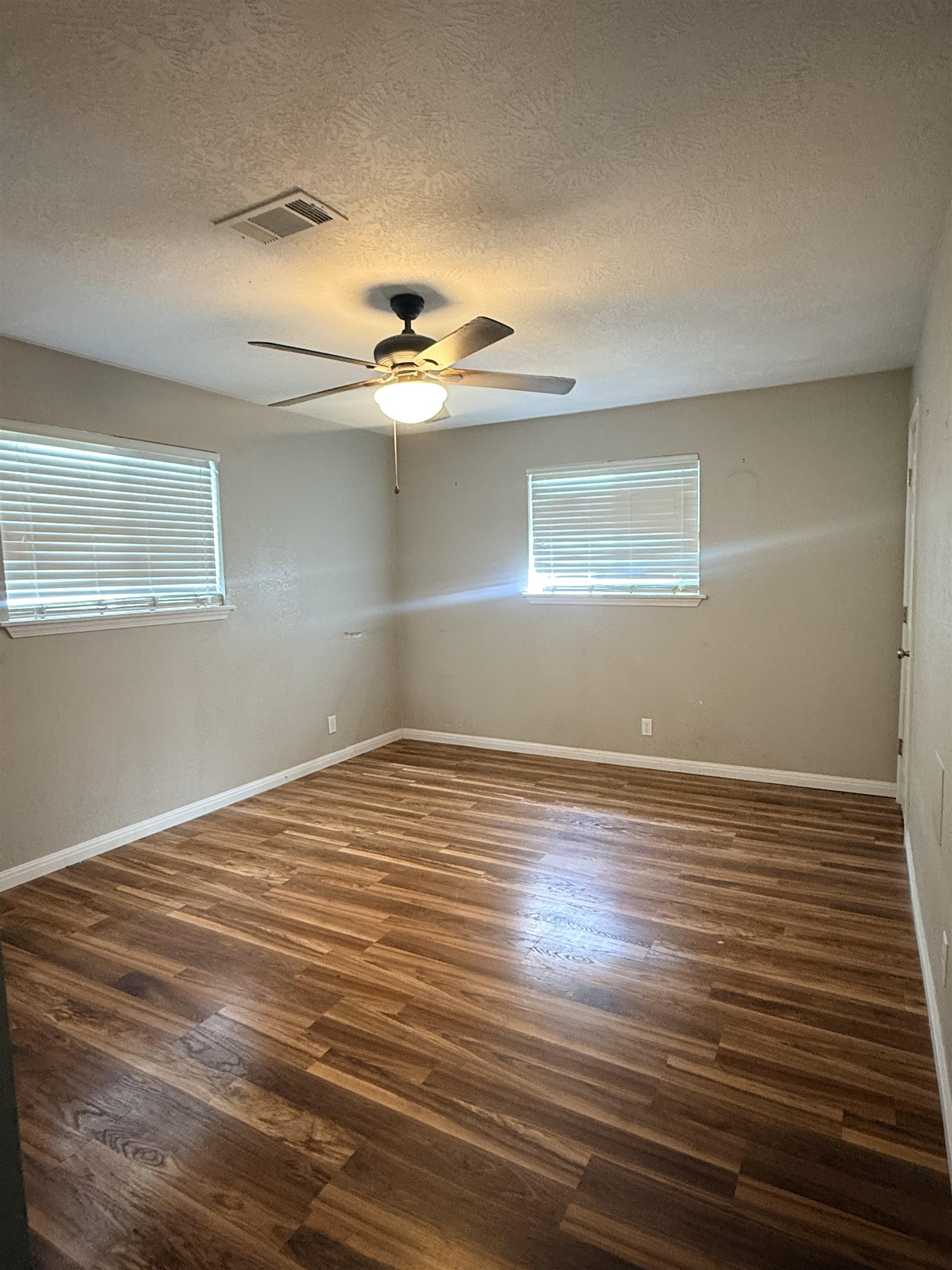 2830 Maple Avenue Groves, TX 77619 - Photo 17 of 19