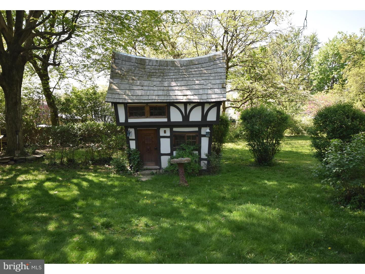 221 Summit Road Media, PA 19063 - Photo 4 of 25