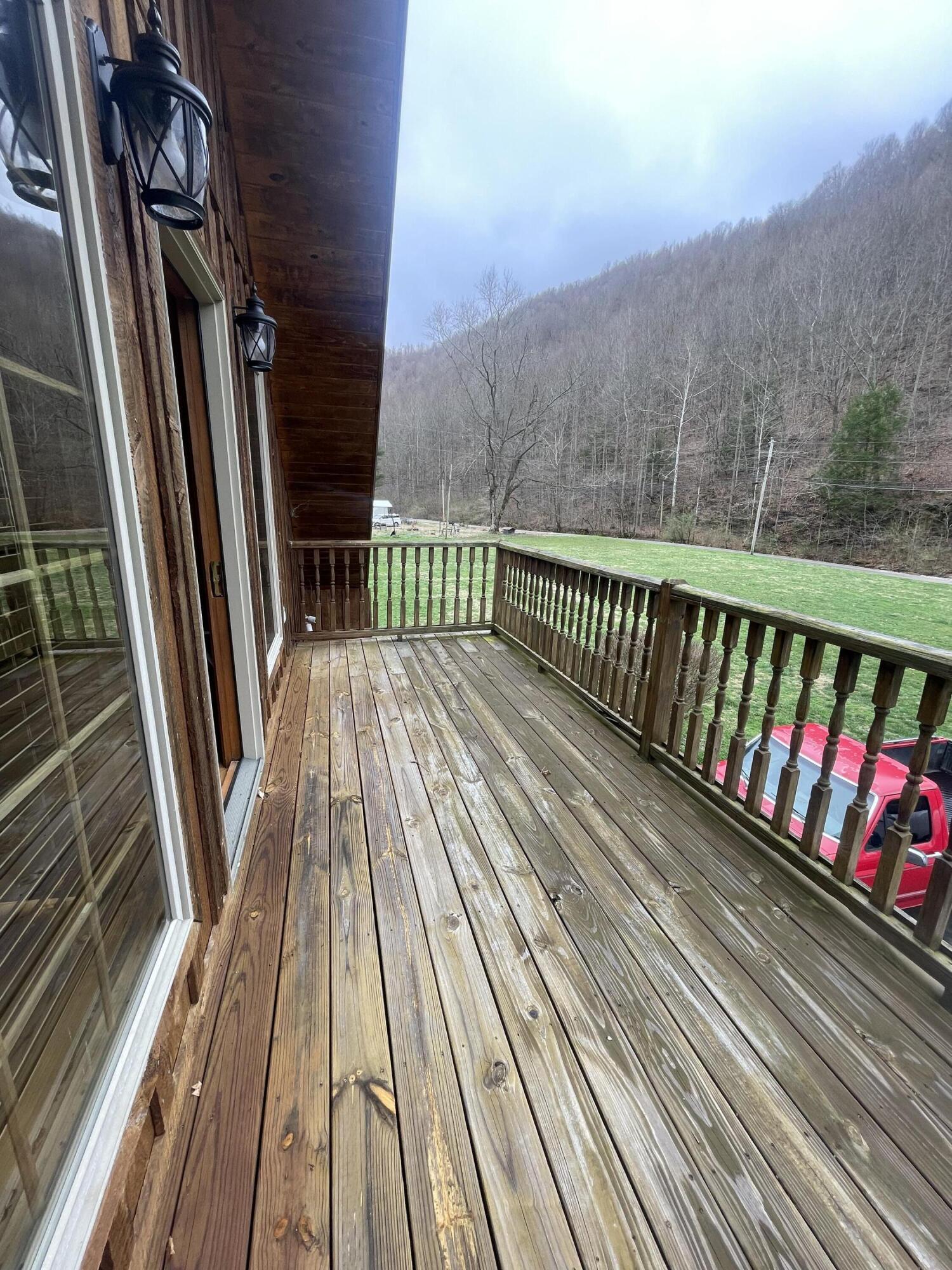 143 Trace Branch Road Walker, KY 40997 - Photo 20 of 40 IMG_3121