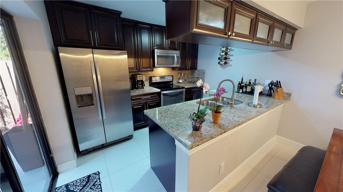 8241 Boca Rio Drive Boca Raton, FL 33433 - Photo 4 of 53 CUSTOM KITCHEN