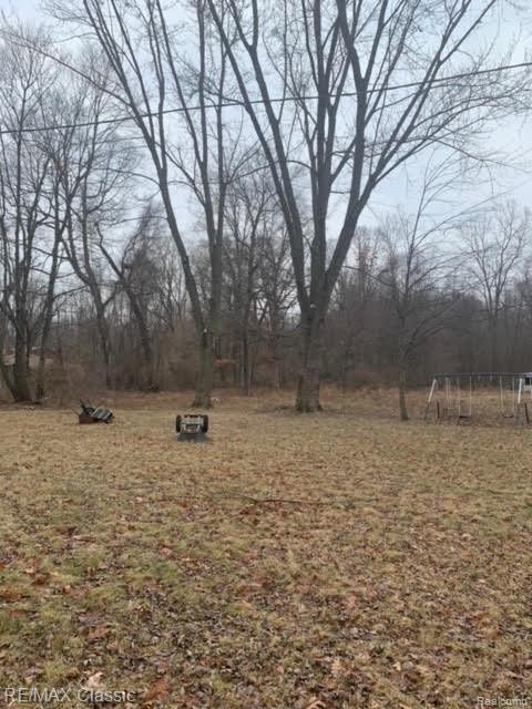 44320 Willis Road Belleville, MI 48111 - Photo 5 of 38 W25.jpg