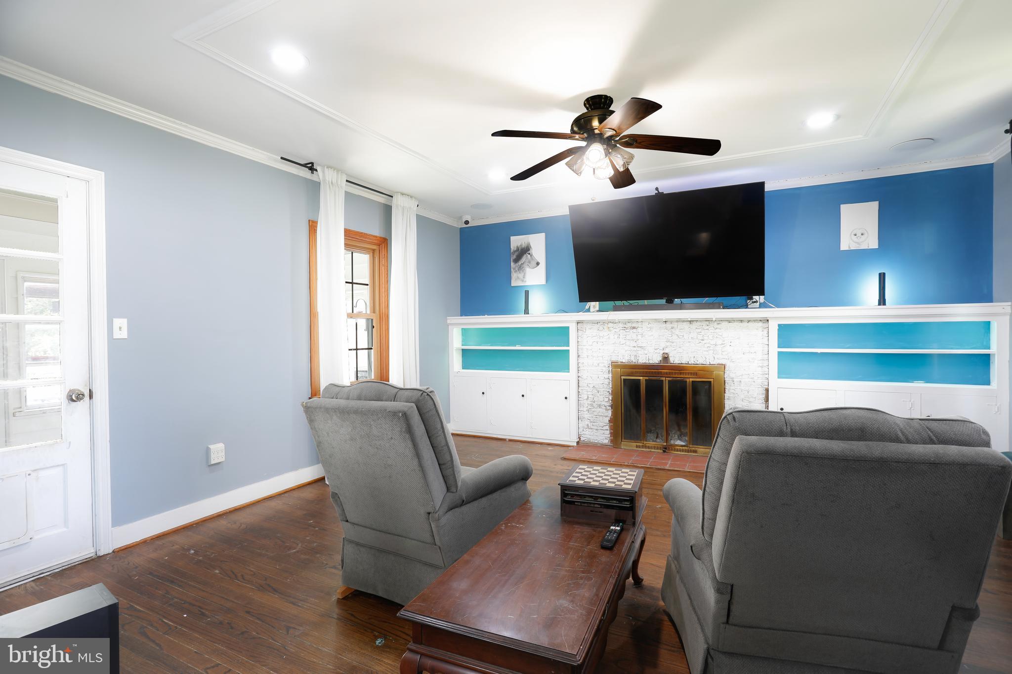 1458 Perryville Road Perryville, MD 21903 - Photo 3 of 12 Living Room