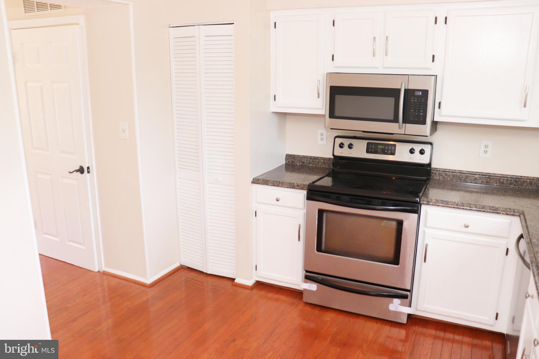 13330 Country Ridge Drive Germantown, MD 20874 - Photo 20 of 100