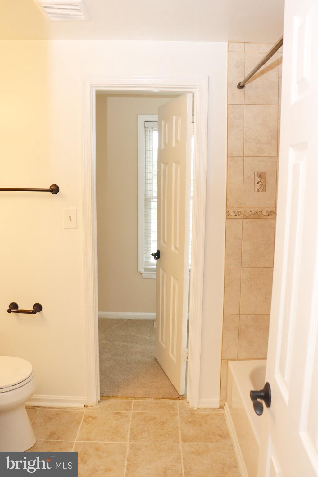 13330 Country Ridge Drive Germantown, MD 20874 - Photo 37 of 100