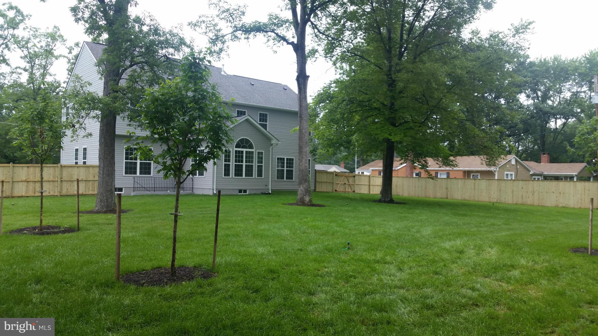 15508 Livingston Road Accokeek, MD 20607 - Photo 4 of 12 Exterior (Rear)