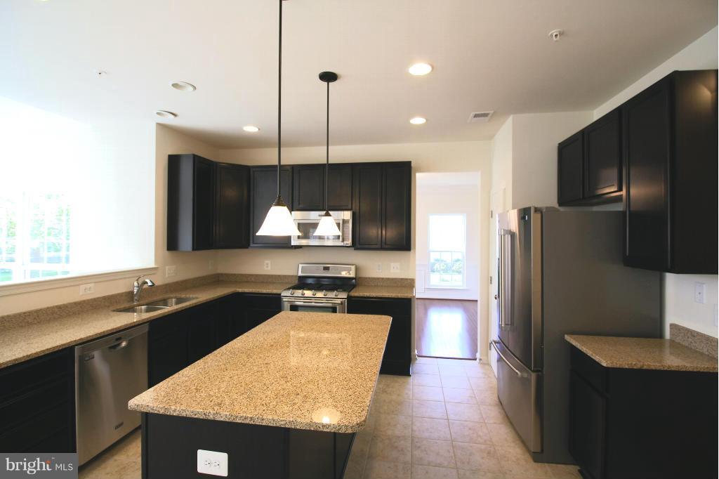 15508 Livingston Road Accokeek, MD 20607 - Photo 6 of 12 Kitchen