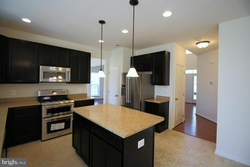 15508 Livingston Road Accokeek, MD 20607 - Photo 7 of 12 Kitchen