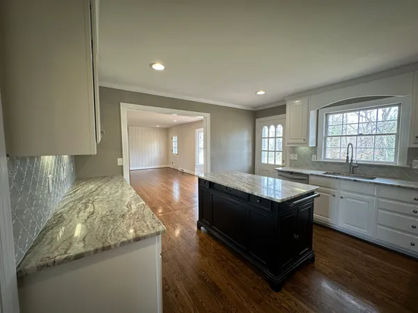 319 Minerva Drive, Murfreesboro, TN 37130