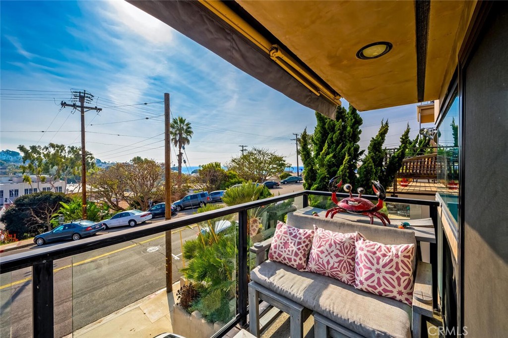 174 Cliff Drive, Unit E Laguna Beach, CA 92651 - Photo 29 of 33