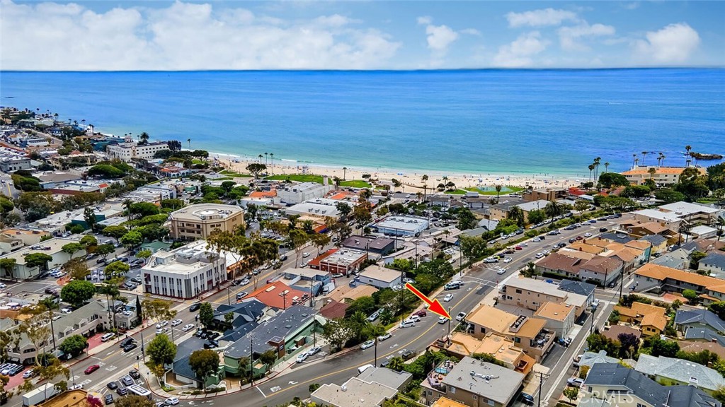 174 Cliff Drive, Unit E Laguna Beach, CA 92651 - Photo 3 of 33