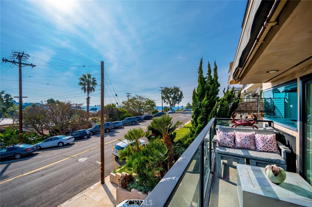 174 Cliff Drive, Unit E Laguna Beach, CA 92651 - Photo 31 of 33