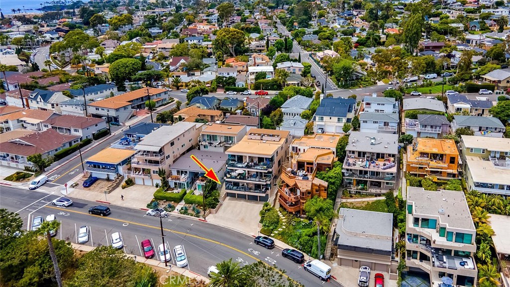 174 Cliff Drive, Unit E Laguna Beach, CA 92651 - Photo 4 of 33