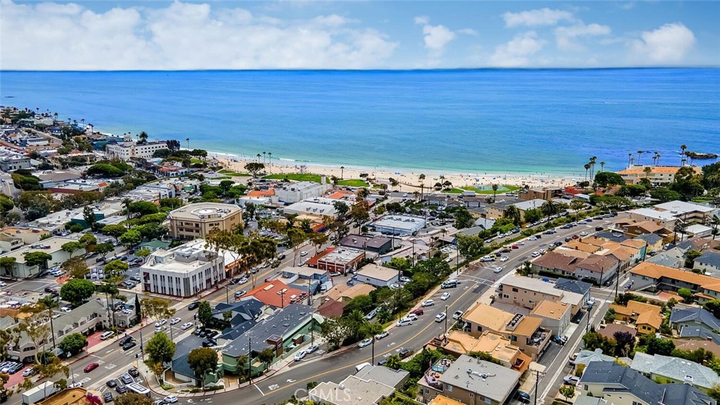 174 Cliff Drive, Unit E Laguna Beach, CA 92651 - Photo 5 of 33