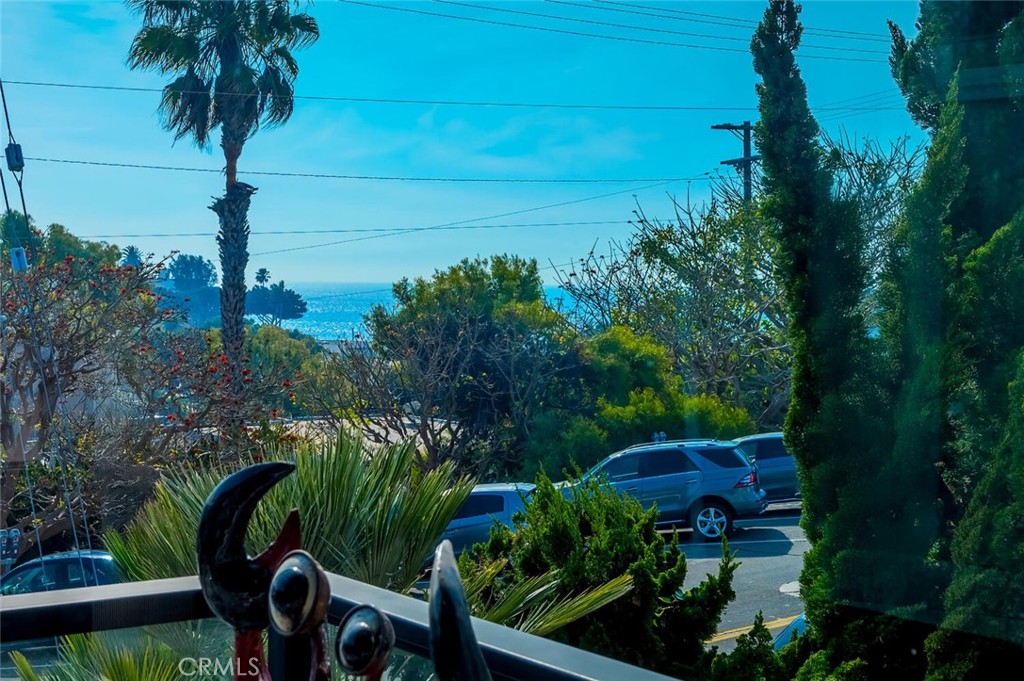 174 Cliff Drive, Unit E Laguna Beach, CA 92651 - Photo 9 of 33