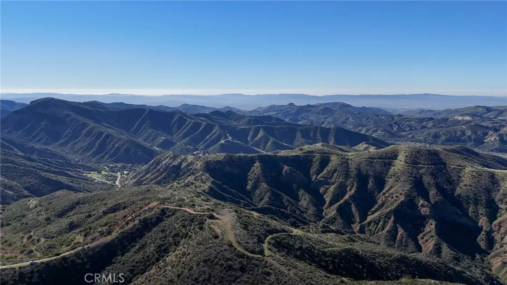 10 Williams Canyon Road Silverado, CA 92676 - Photo 12 of 24 a view of a large building