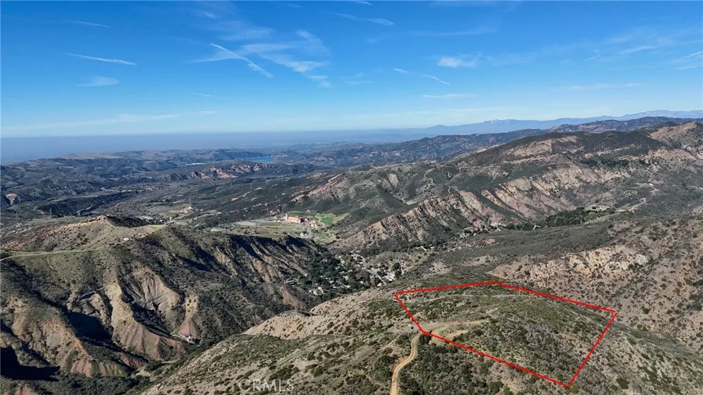 10 Williams Canyon Road Silverado, CA 92676 - Photo 10 of 24 a view of a city with green space
