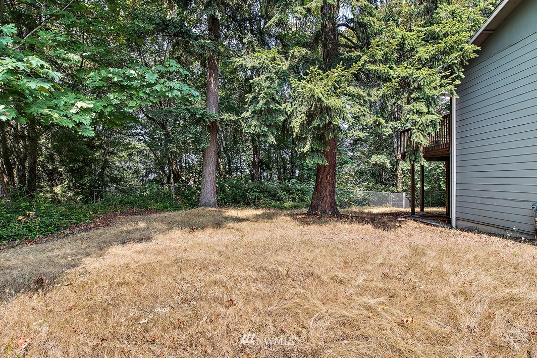 1651 Monroe Court Southeast Renton, WA 98058 - Photo 20 of 21 Gallery Image 20