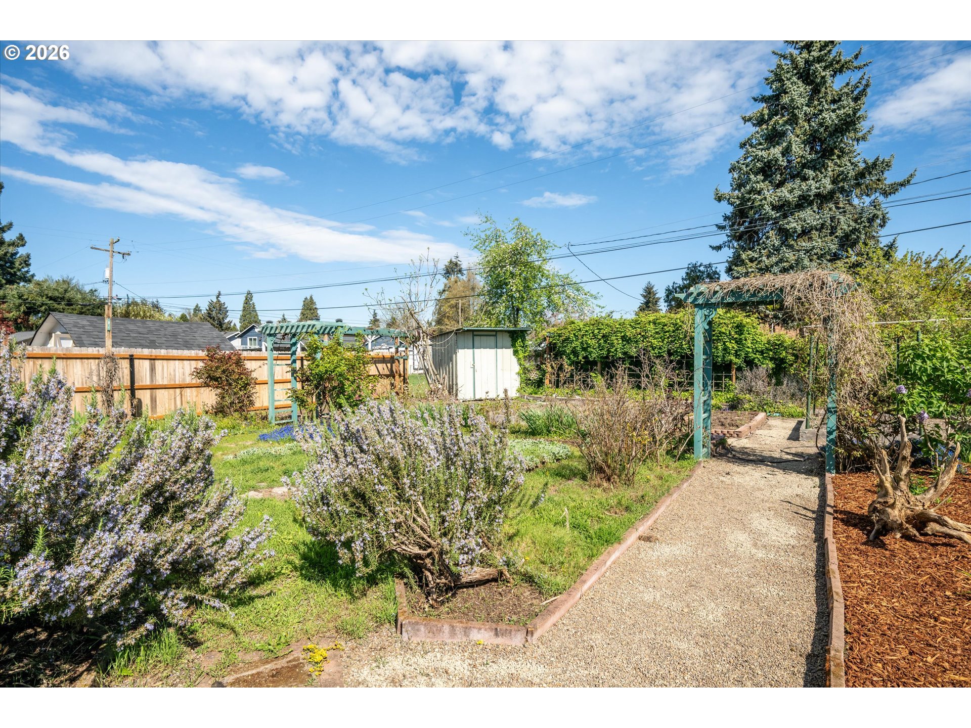 196 Hayden Bridge Way Springfield, OR 97477 - Photo 38 of 41