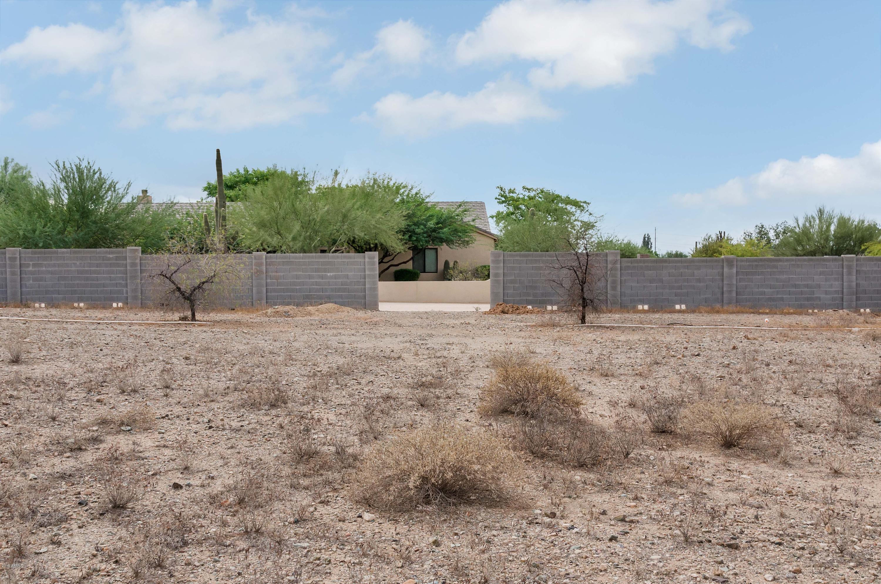1620 West Parsons Road Phoenix, AZ 85085 - Photo 3 of 28 Block Fence for Privacy