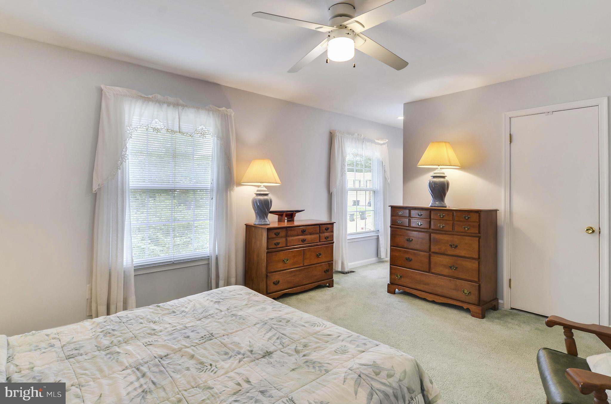 6927 Spur Road Springfield, VA 22153 - Photo 16 of 30 Wonderful natural light fills Master Bedroom