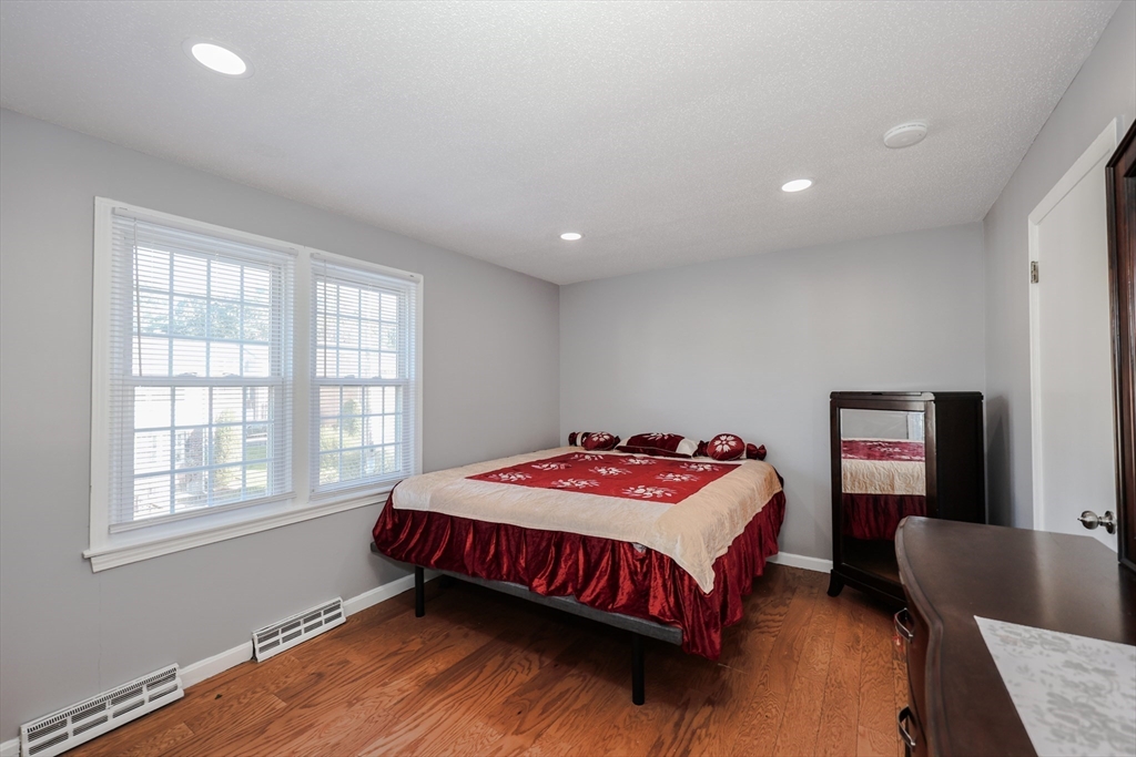 32 A Rockingham Street, Unit 32A Lowell, MA 01852 - Photo 12 of 33