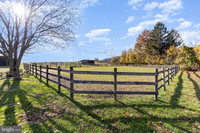 $975,000 | 1008 Piketown Road, Harrisburg, PA 17112