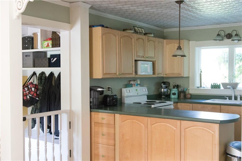 640 North Dexter Road Dexter, ME 04930 - Photo 3 of 35 Photo