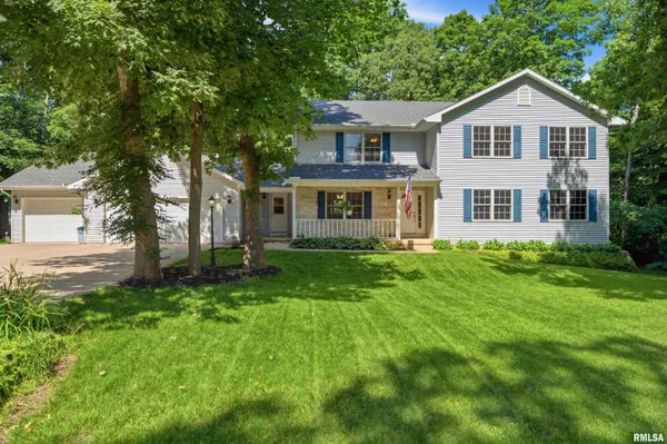 $549,900 | 1517 Grove Lane, Metamora, IL 61548