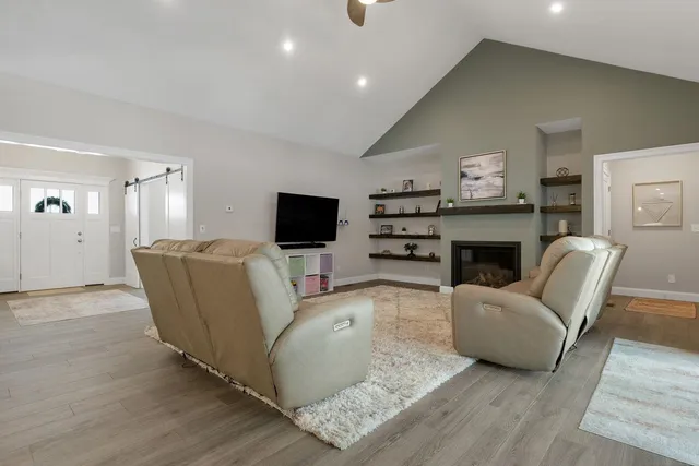 $2,100,000 | 7 Lilac Ridge Road, Windham, NH 03087