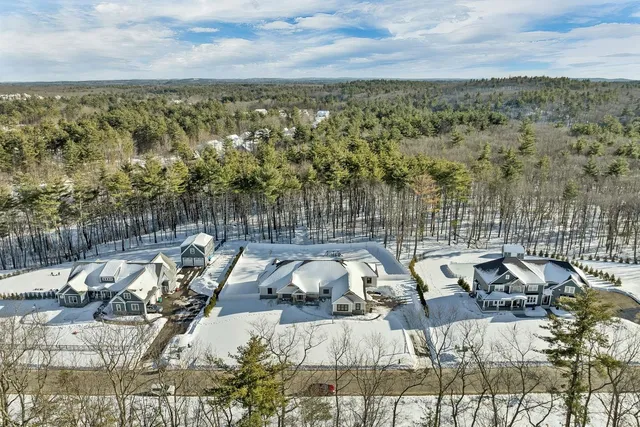 $2,100,000 | 7 Lilac Ridge Road, Windham, NH 03087