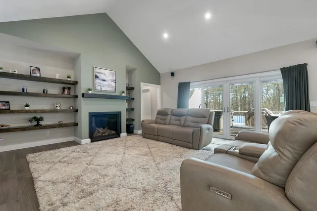 $2,100,000 | 7 Lilac Ridge Road, Windham, NH 03087