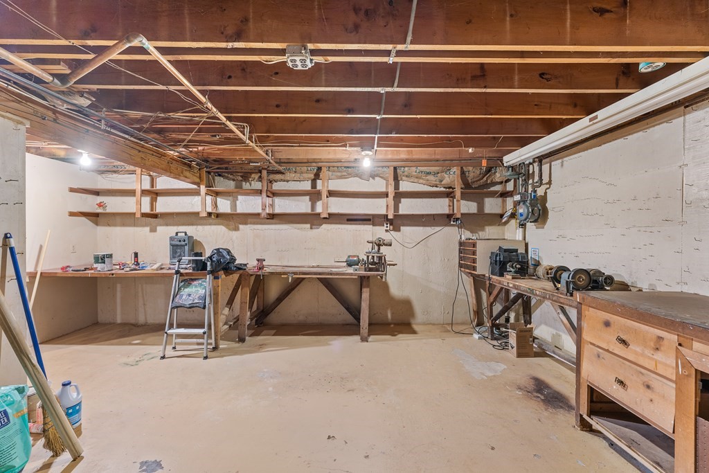 110 Fieldwood Avenue Seekonk, MA 02771 - Photo 25 of 33