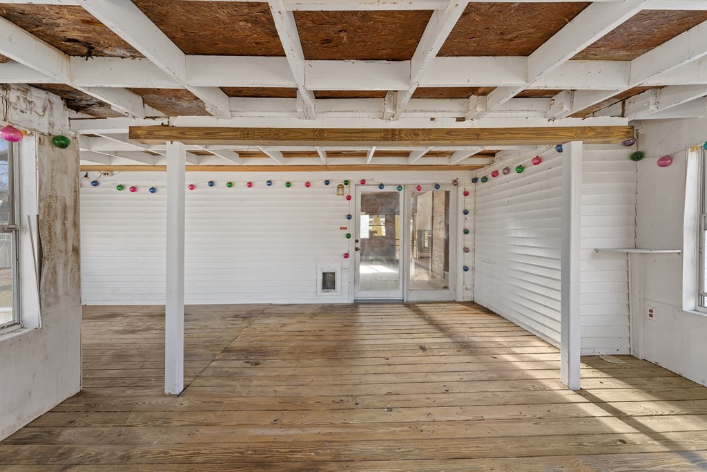 110 Fieldwood Avenue Seekonk, MA 02771 - Photo 29 of 33 a view of a garage