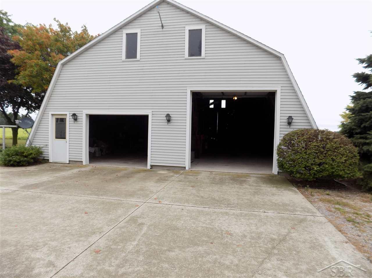 11121 East Washington Road Reese, MI 48757 - Photo 17 of 25 31394281-16.JPG