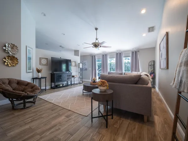 $589,900 | 12670 White Coral Drive, Wellington, FL 33414