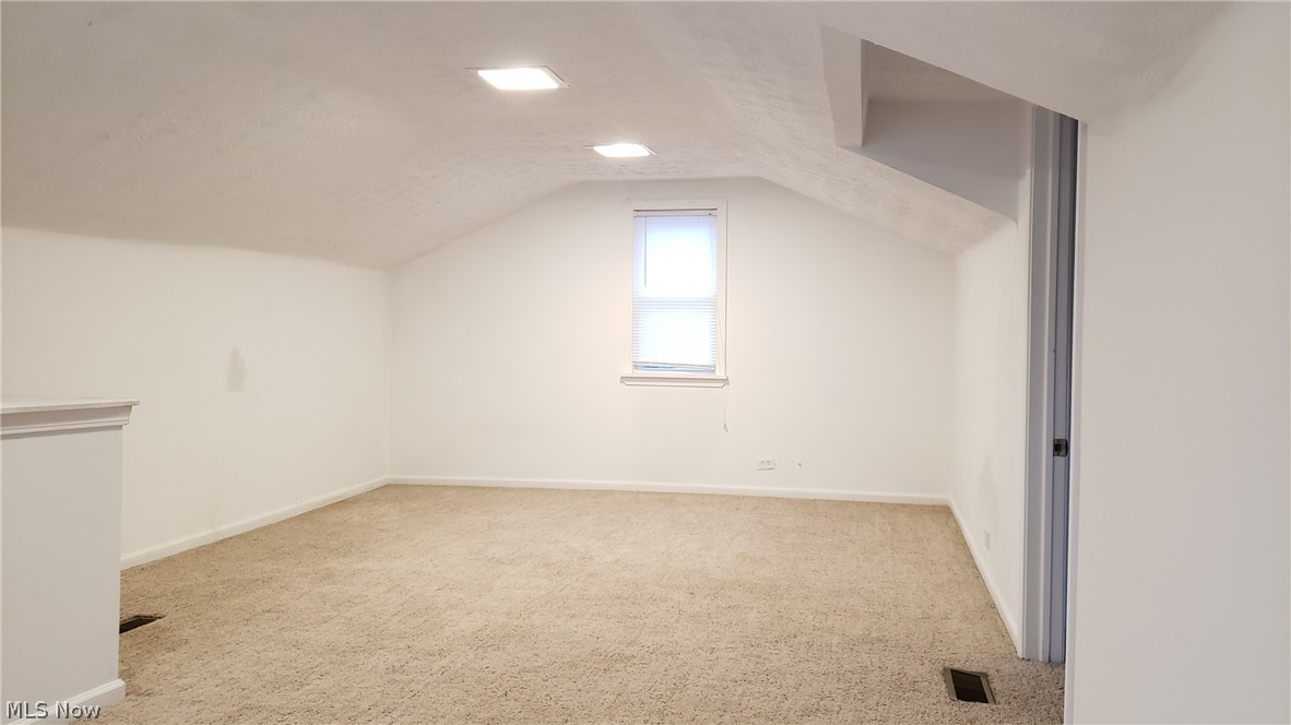 541 Quentin Road Eastlake, OH 44095 - Photo 22 of 23 Gallery Image 22