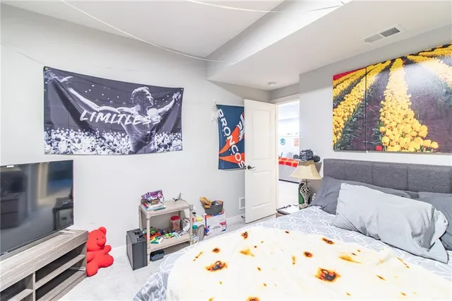 $565,000 | 520 Southeast David Road, Lee's Summit, MO 64082