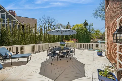 $3,995,000 | 800 Bryant Avenue, Winnetka, IL 60093