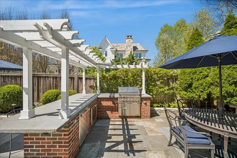 $3,995,000 | 800 Bryant Avenue, Winnetka, IL 60093