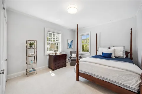 $3,995,000 | 800 Bryant Avenue, Winnetka, IL 60093