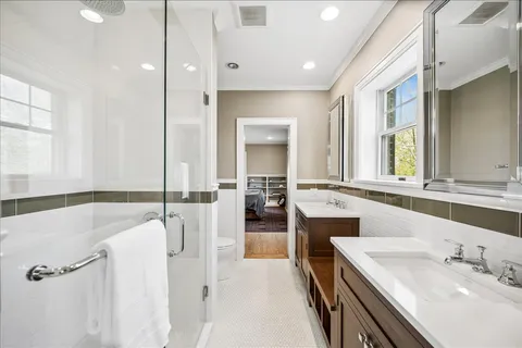 $3,995,000 | 800 Bryant Avenue, Winnetka, IL 60093