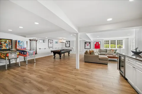 $3,995,000 | 800 Bryant Avenue, Winnetka, IL 60093