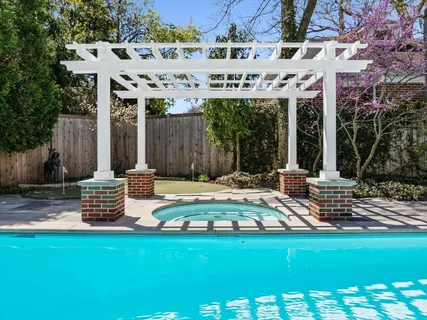 $3,995,000 | 800 Bryant Avenue, Winnetka, IL 60093