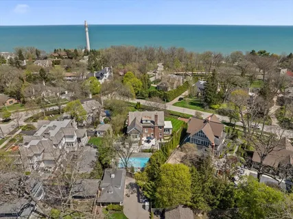 $3,995,000 | 800 Bryant Avenue, Winnetka, IL 60093