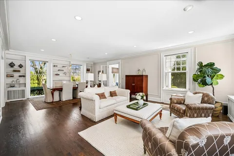 $3,995,000 | 800 Bryant Avenue, Winnetka, IL 60093