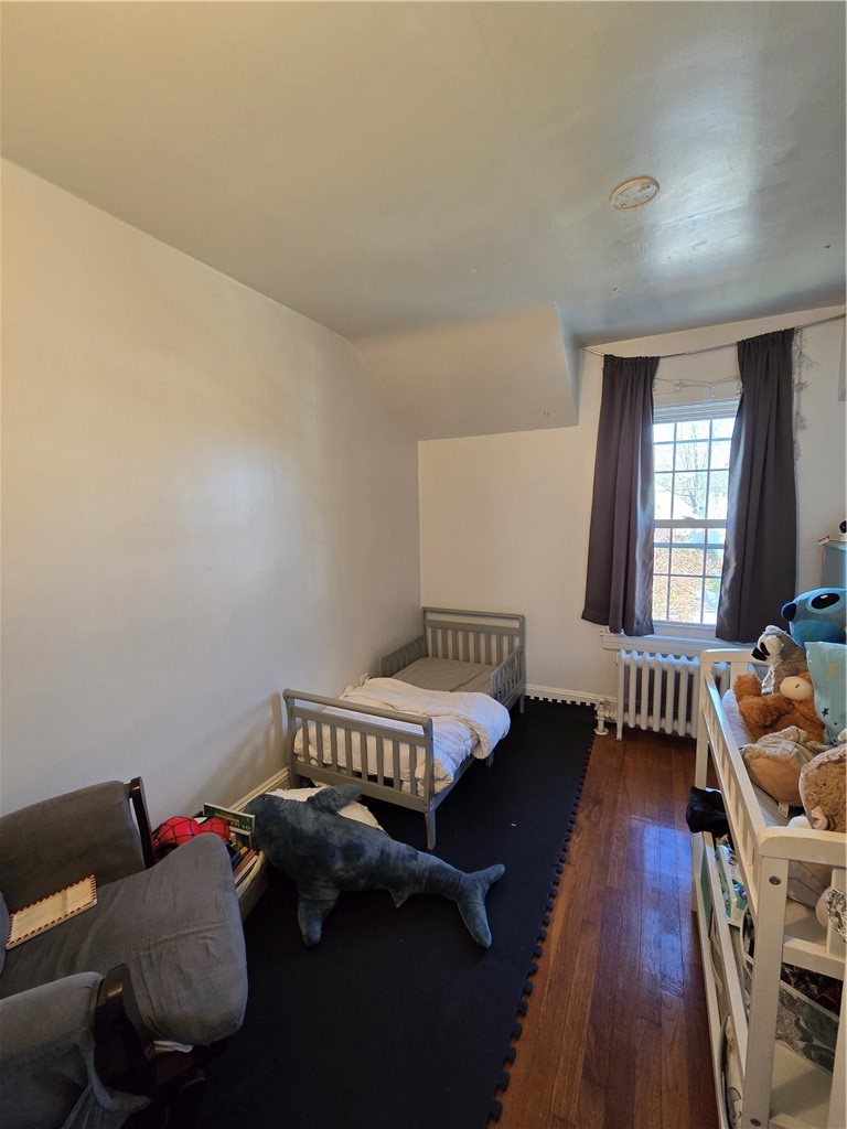 42 Netherlands Avenue Cranston, RI 02905 - Photo 19 of 39