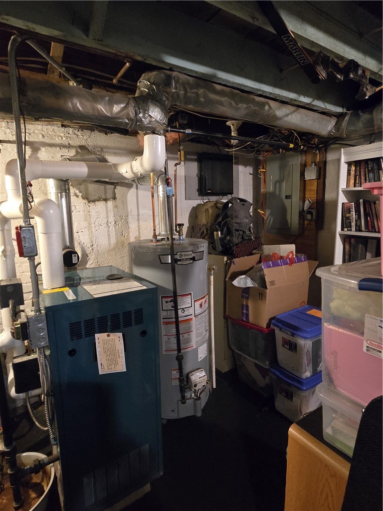 42 Netherlands Avenue Cranston, RI 02905 - Photo 26 of 39