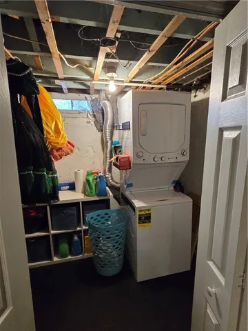 $420,000 | 42 Netherlands Avenue, Cranston, RI 02905