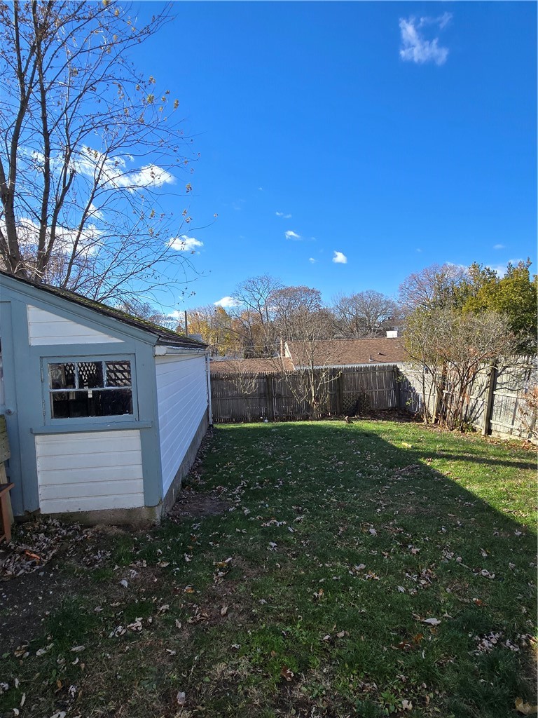 42 Netherlands Avenue Cranston, RI 02905 - Photo 34 of 39