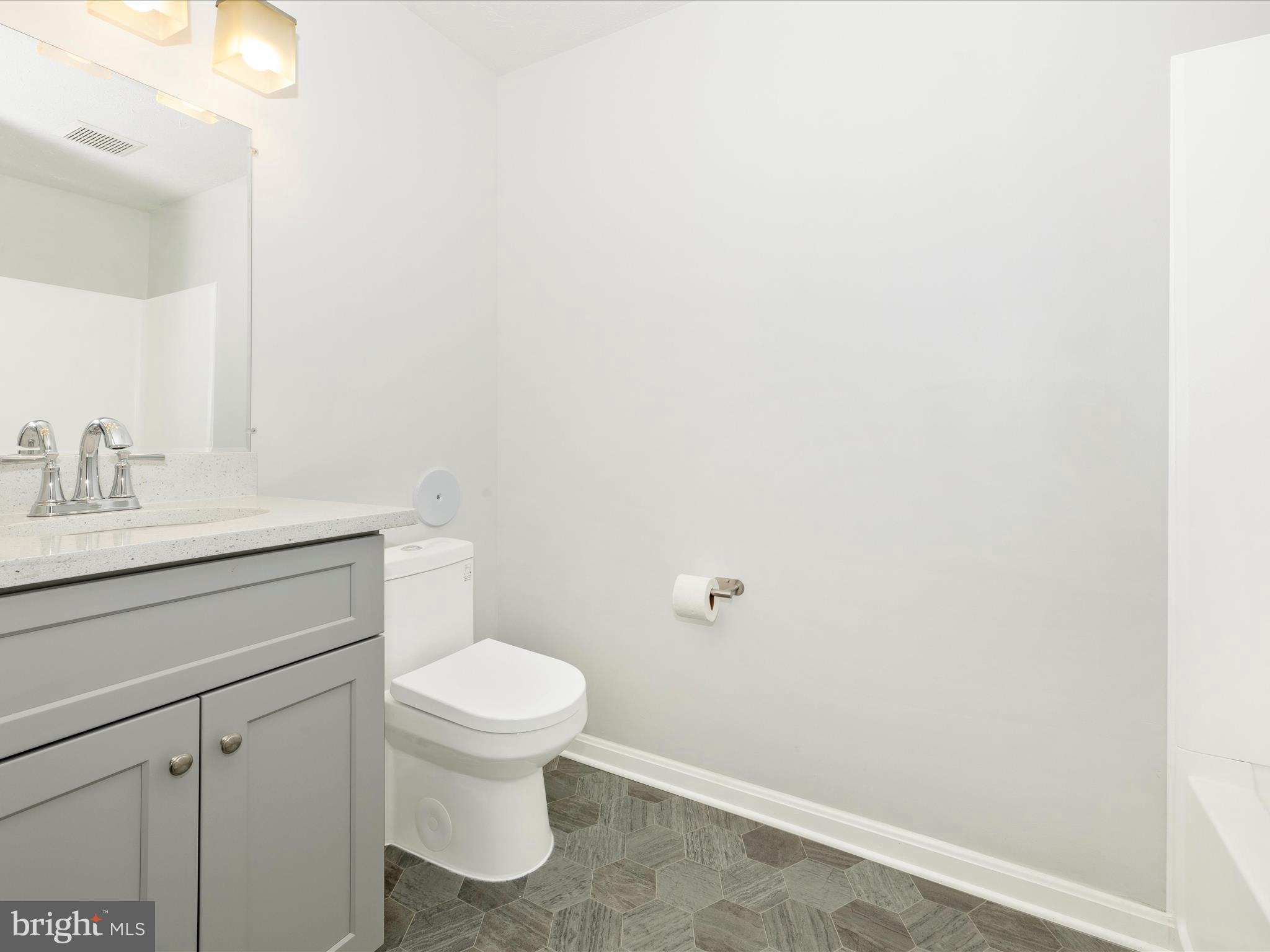 2100 Whitehall Road, Unit BD Frederick, MD 21702 - Photo 34 of 60 Primary Bathroom